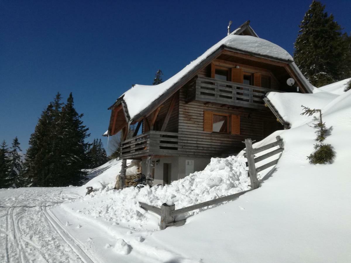 Apartmaji Vrhovnik Cerklje na Gorenjskem Exterior foto